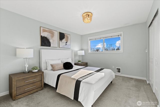 24517 Buckley Tapps Highway E, Buckley, WA 98321