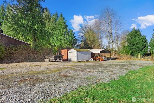 24517 Buckley Tapps Highway E, Buckley, WA 98321