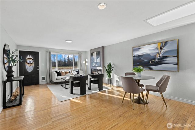 24517 Buckley Tapps Highway E, Buckley, WA 98321