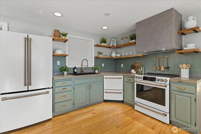 24517 Buckley Tapps Highway E, Buckley, WA 98321