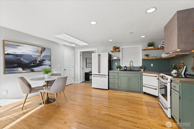 24517 Buckley Tapps Highway E, Buckley, WA 98321