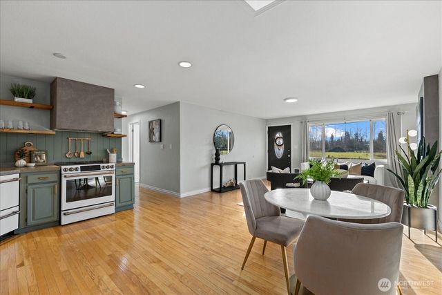 24517 Buckley Tapps Highway E, Buckley, WA 98321