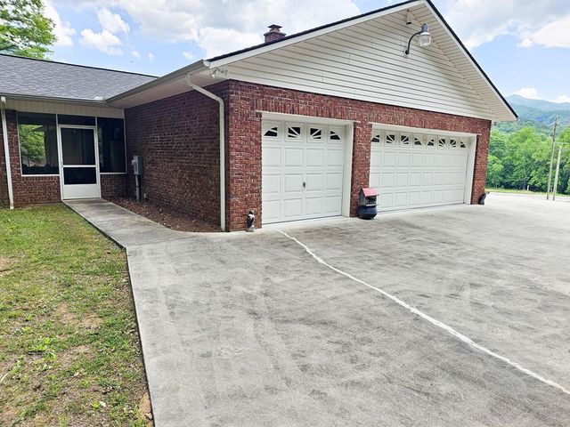 45 Sulpher Lane, Andrews, NC 28901