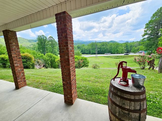 45 Sulpher Lane, Andrews, NC 28901