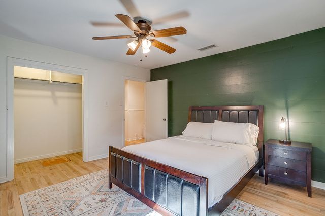 1000 E Walnut Street, Hillsboro, TX 76645