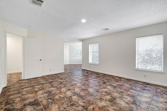 10211 Windstone Creek, San Antonio, TX 78254