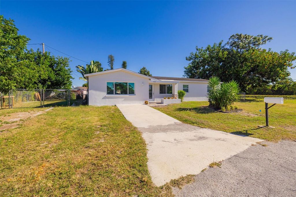 Image 12 of property listing at 204 ALABAMA COURT, Lehigh Acres, FL 33936