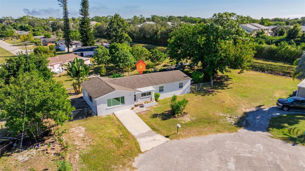 Image 17 of property listing at 204 ALABAMA COURT, Lehigh Acres, FL 33936