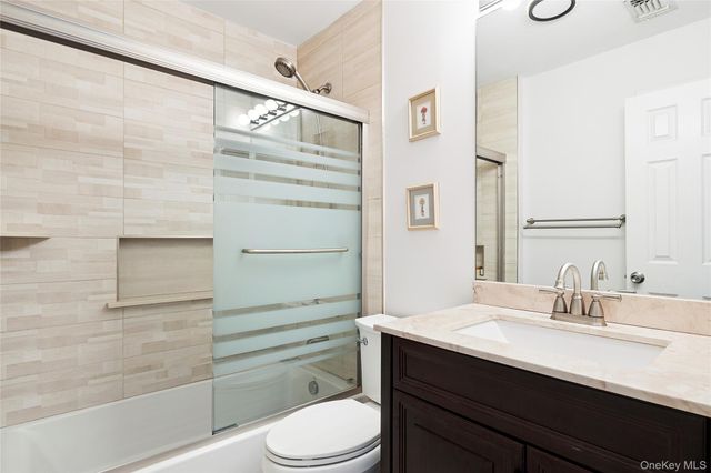 106 Northwood Boulevard, Central Islip, NY 11722