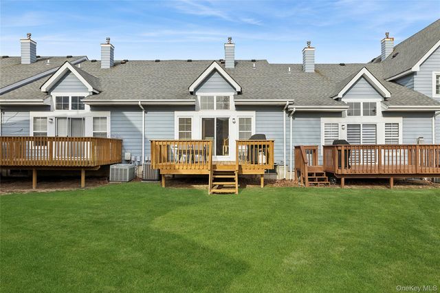 106 Northwood Boulevard, Central Islip, NY 11722