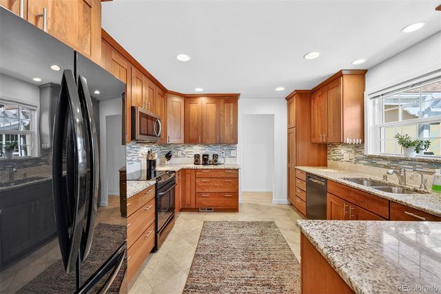 9142 E Amherst Drive A, Denver, CO 80231