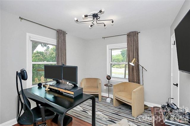 3052 Brookridge Lane, Charlotte, NC 28211