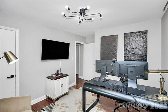 3052 Brookridge Lane, Charlotte, NC 28211