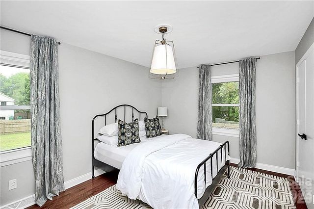 3052 Brookridge Lane, Charlotte, NC 28211