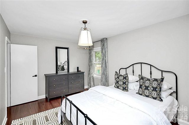 3052 Brookridge Lane, Charlotte, NC 28211