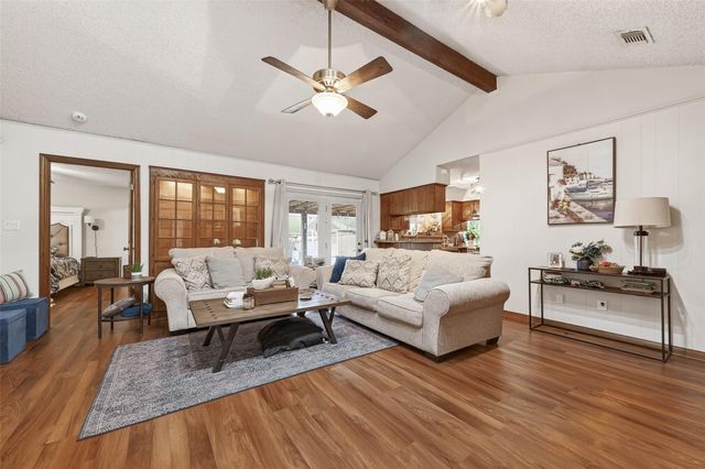 2809 El Camino Street, Bay City, TX 77414