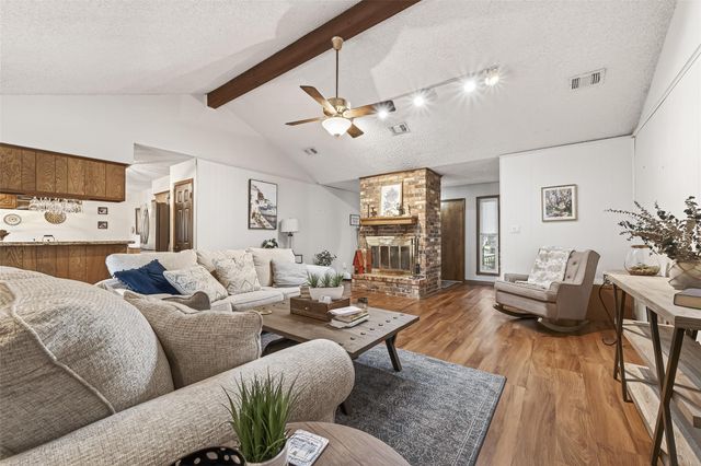 2809 El Camino Street, Bay City, TX 77414