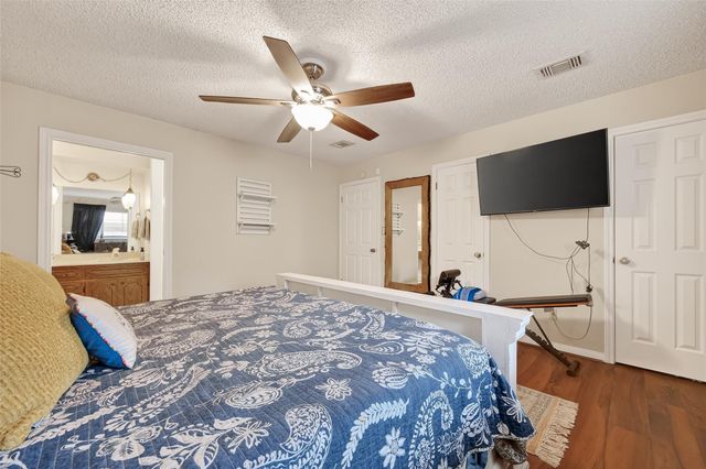 2809 El Camino Street, Bay City, TX 77414