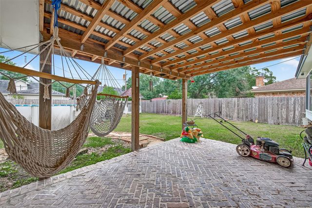 2809 El Camino Street, Bay City, TX 77414