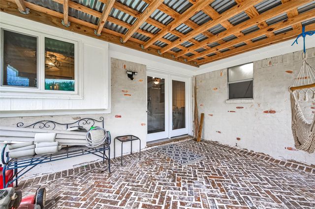 2809 El Camino Street, Bay City, TX 77414