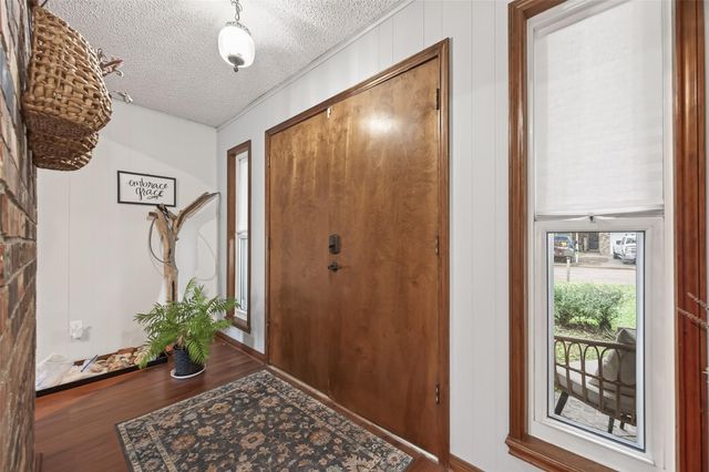 2809 El Camino Street, Bay City, TX 77414