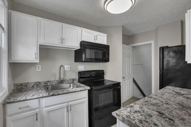 1122 E 23rd Avenue, Columbus, OH 43211