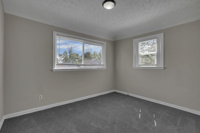 1122 E 23rd Avenue, Columbus, OH 43211