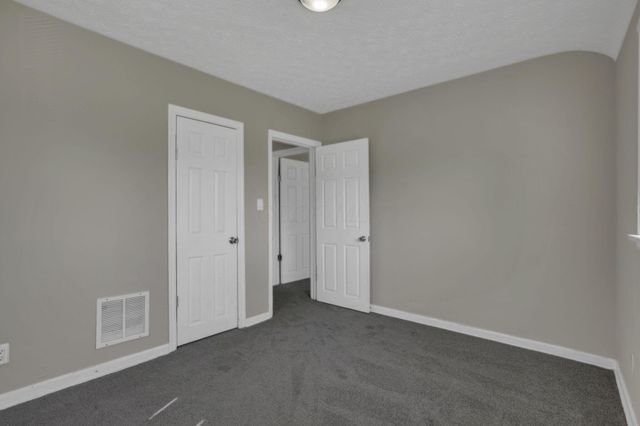1122 E 23rd Avenue, Columbus, OH 43211