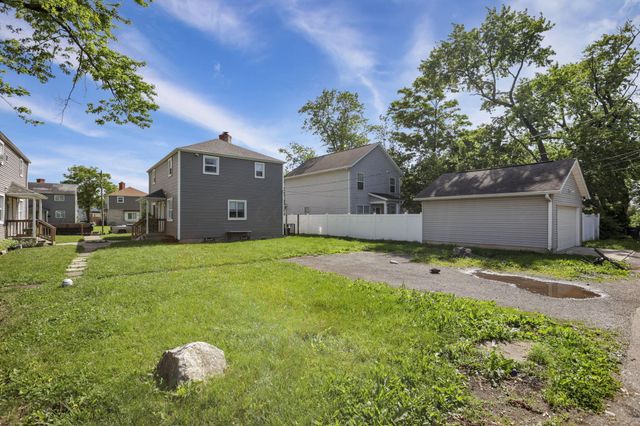 1122 E 23rd Avenue, Columbus, OH 43211