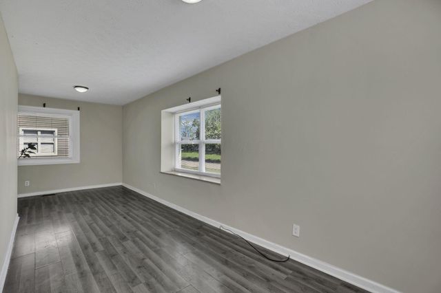 1122 E 23rd Avenue, Columbus, OH 43211