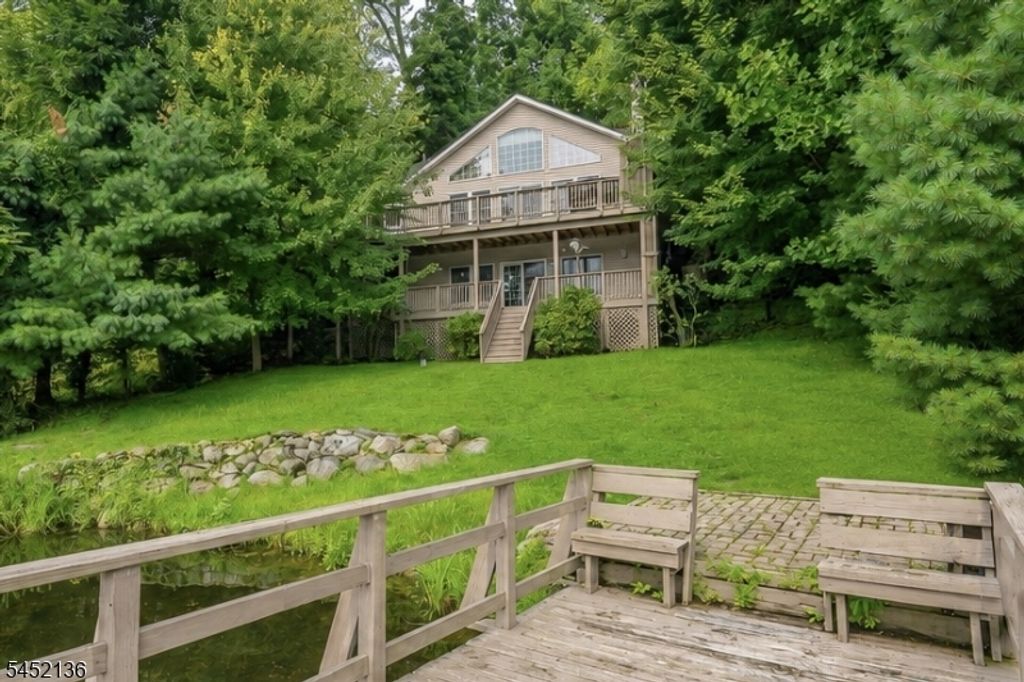 25 Decker Pond Trl, Vernon Twp., NJ 07461 — exterior