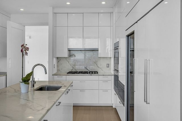 1 Franklin St 4606, Boston, MA 02110