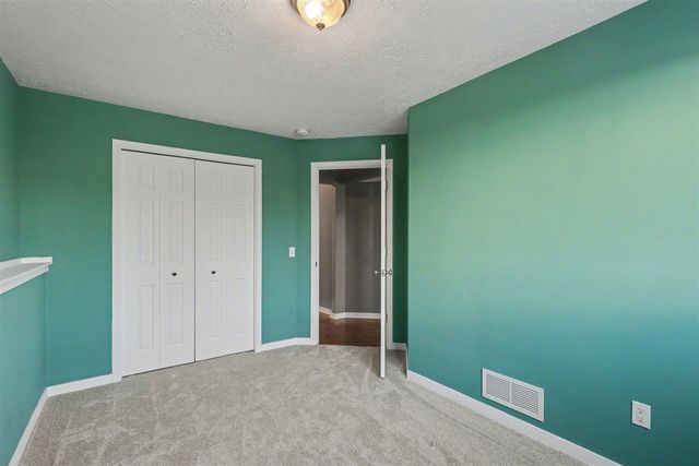 2272 Baldwin Street, Jenison, MI 49428