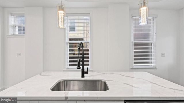 915 N MONTFORD AVE, Baltimore, MD 21205