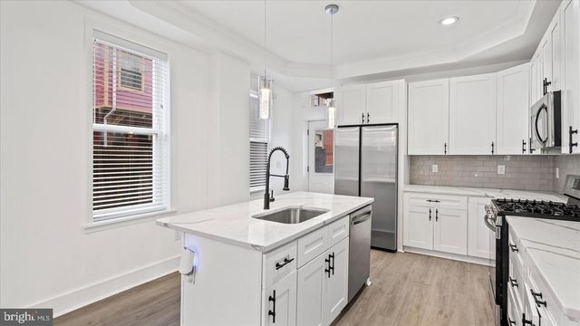 915 N MONTFORD AVE, Baltimore, MD 21205