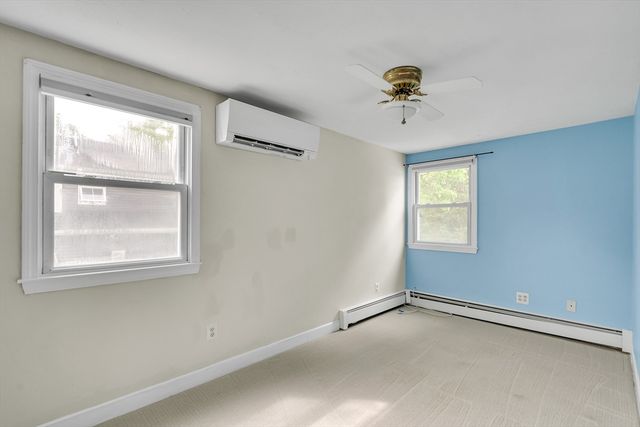 7 Oakridge Ave, Natick, MA 01760