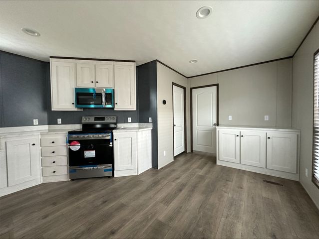 14 Liberty Road, Crowley, TX 76036