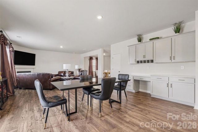 7991 Stonehouse Drive, Gastonia, NC 28056