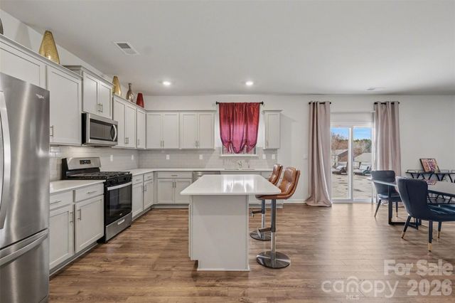 7991 Stonehouse Drive, Gastonia, NC 28056