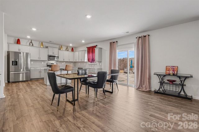 7991 Stonehouse Drive, Gastonia, NC 28056