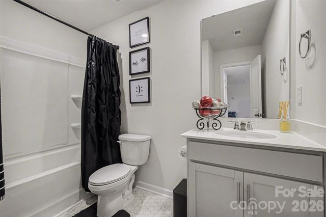 7991 Stonehouse Drive, Gastonia, NC 28056