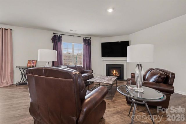 7991 Stonehouse Drive, Gastonia, NC 28056