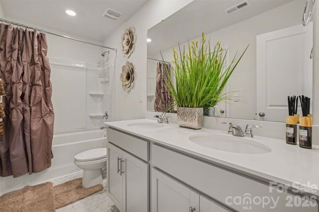 7991 Stonehouse Drive, Gastonia, NC 28056