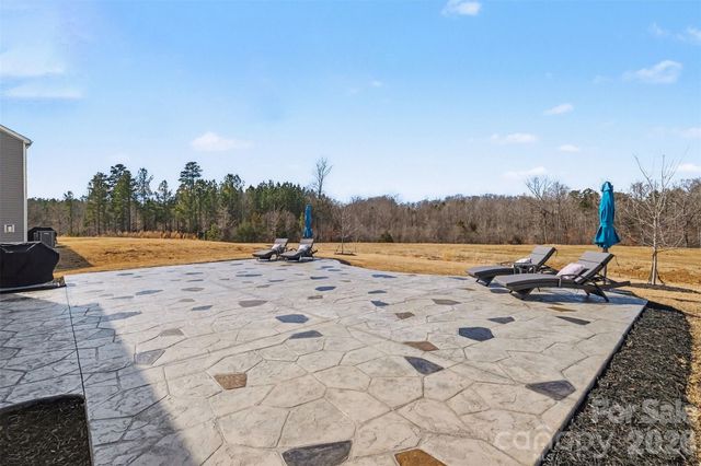 7991 Stonehouse Drive, Gastonia, NC 28056