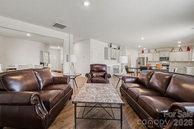 7991 Stonehouse Drive, Gastonia, NC 28056