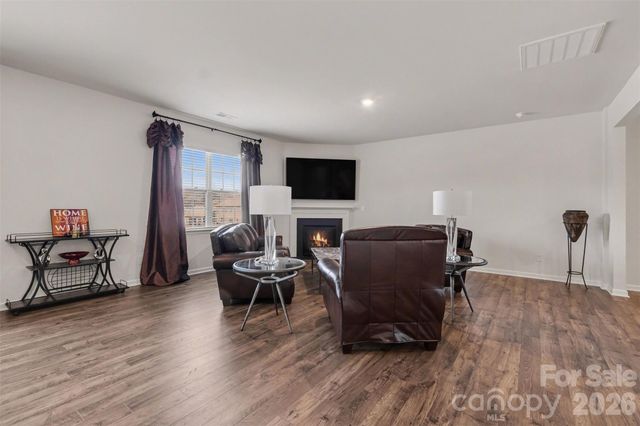 7991 Stonehouse Drive, Gastonia, NC 28056