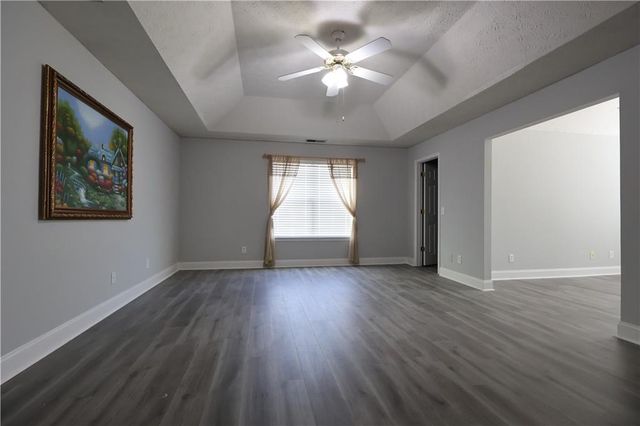 3353 Oak Vista Way, Lawrenceville, GA 30044