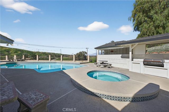 11891 San Timoteo Canyon Road, Redlands, CA 92373