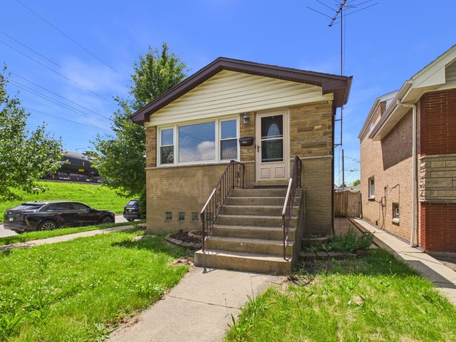 3244 S 53rd Court, Cicero, IL 60804