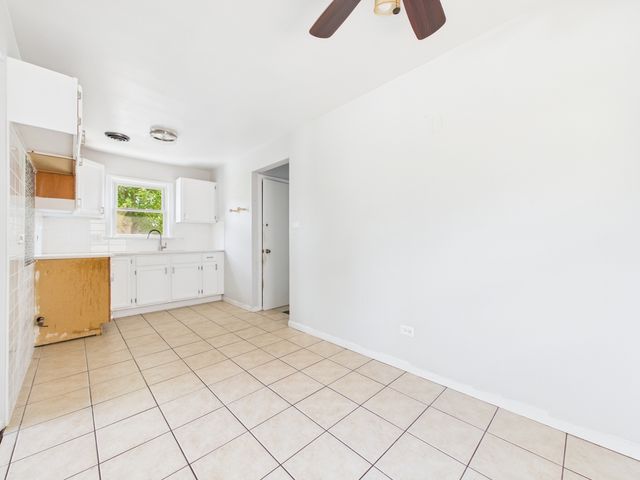 3244 S 53rd Court, Cicero, IL 60804